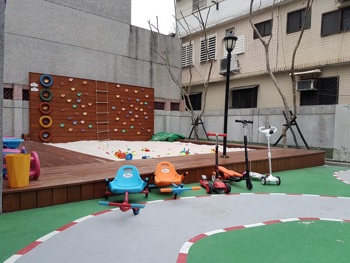 Dream Out Of Eggs And Children Apartment Hualien City Exterior photo